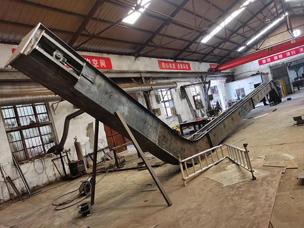 傾角皮帶輸送機為什么會打滑？